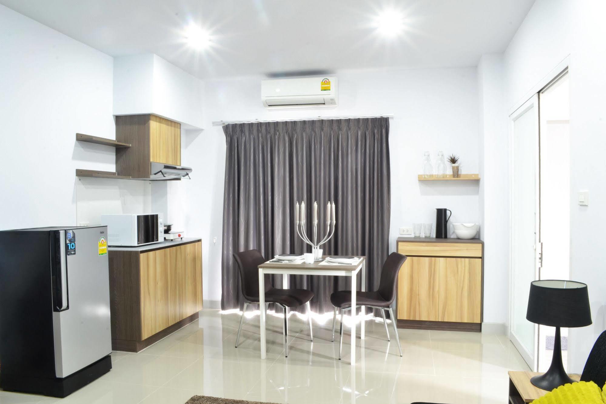 Zada Residence Nakhon Ratchasima Exterior photo